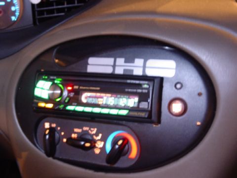 1999 Ford Taurus photo