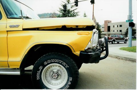 1978 Ford Bronco - Side shot