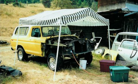 1978 Ford Bronco - Starting the teardown