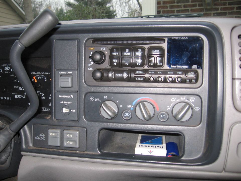 '02 chevy cd player