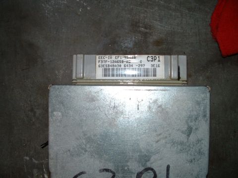 1995 Ford Bronco - This is a Ford EEC-IV engine control unit, likely from a truck or SUV, with part numbers F3TF-12A650-AD and C3P1.