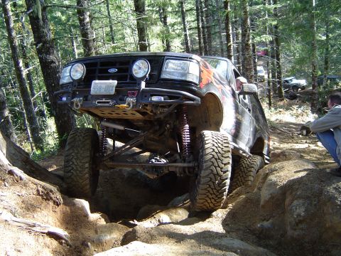 1978 Ford Bronco - Greg on the hard part of the next section of archers