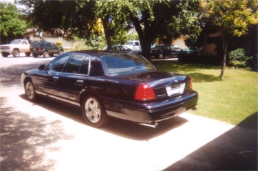 2002 Ford Crown Victoria photo
