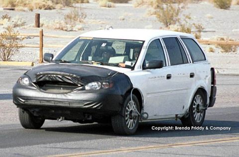 2005 Ford Crosstrainer photo