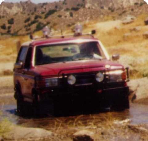1989 Ford Bronco - No this was not the mud hole...