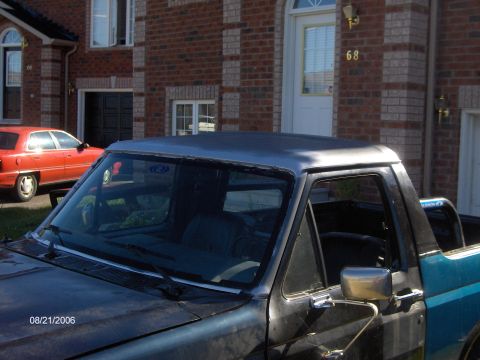 1986 Ford Bronco - New roof installed