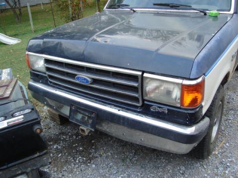 1990 Ford Bronco - Front