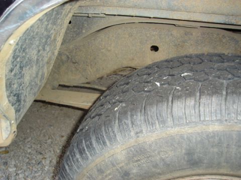 1990 Ford Bronco - clean frame, no rot.