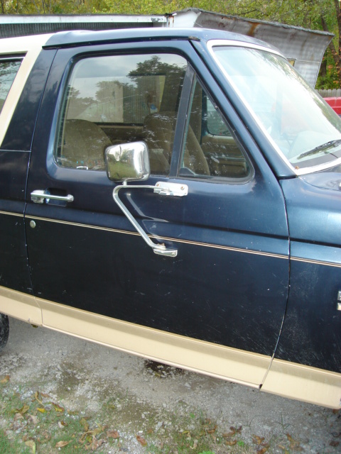 1990 Ford Bronco - pass. door ext.