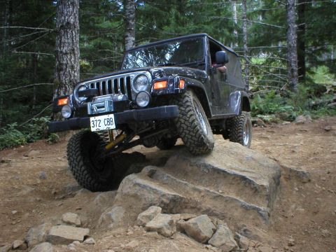 2005 Jeep Wrangler - Checking flex