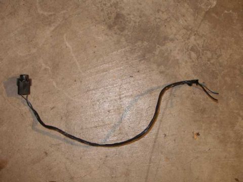 2001 Ford Crown Victoria - Here's one of the donated bulb sockets, pulled from a mid-90s Grand Marquis. Connect the power wire to the socket's black wire with light b…