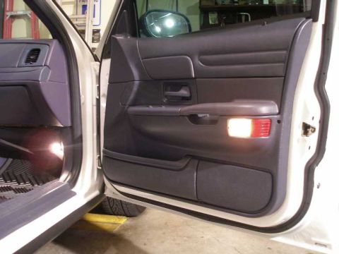 2001 Ford Crown Victoria photo