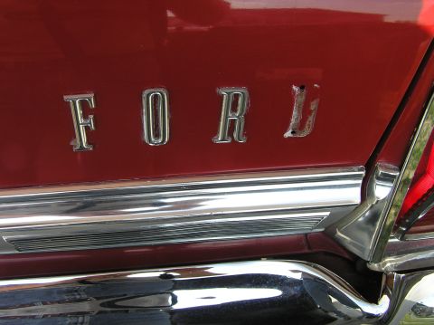 1967 Ford Galaxie - Missing the "D" in FORD.