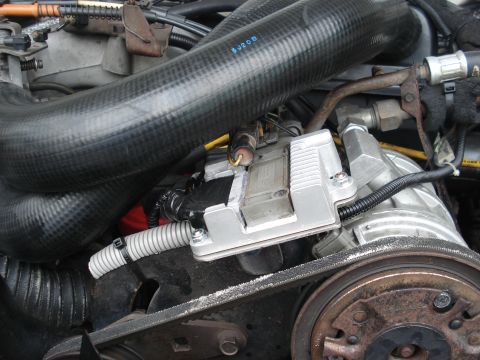 1986 Ford Bronco - Connect the module (don't need to extend the cables !!!), check timing and be sure everything is in placeand you're ready to go.