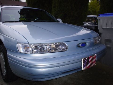 1993 Ford Taurus - bigger view of the front