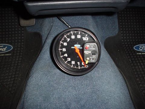 1993 Ford Taurus - close up of my tachometer