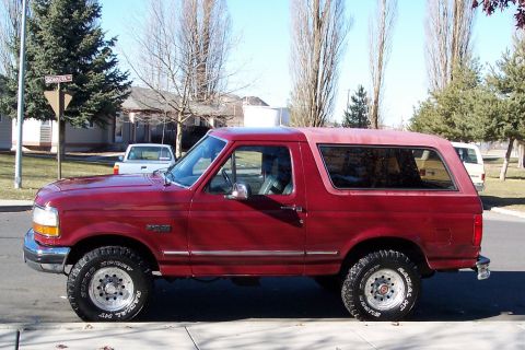 1993 Ford Bronco photo