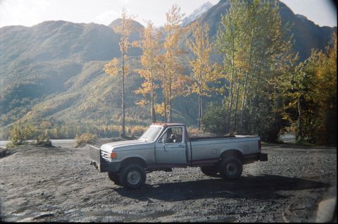 2001 Ford F-350 - out at knik for a picnic