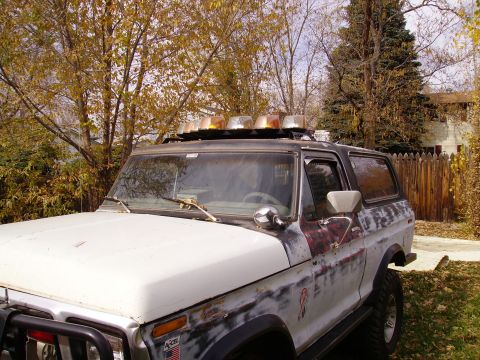 1978 Ford Bronco - Lightbar