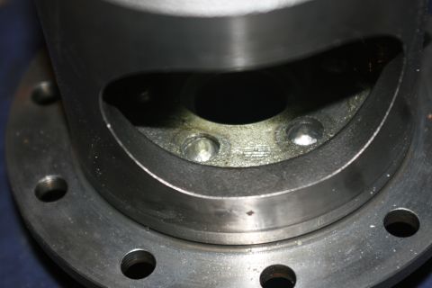 1990 Ford Bronco - Here is the crux of the failure, see the rounded off tips of the engagement pins? They are supposed to be cylindrically shaped with sharp e…