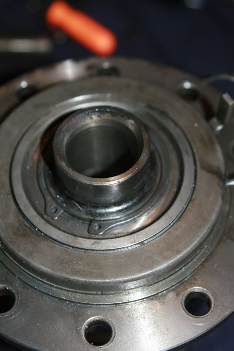 1990 Ford Bronco - To remove the damaged pins we need to get to them through the bottom of the locker.
