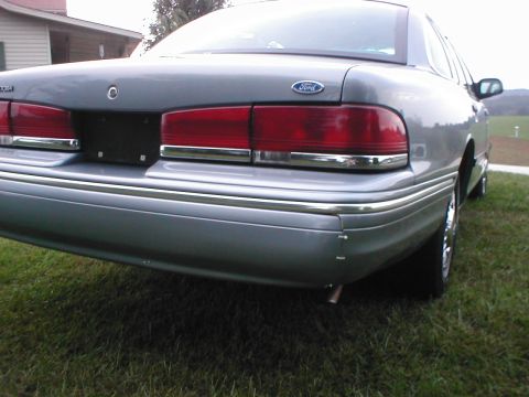 1997 Ford Crown Victoria photo