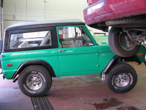 1975 Ford Bronco photo
