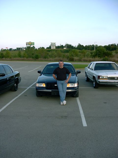 1999 Ford Crown Victoria photo