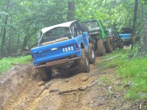 1978 Ford Bronco - lineup