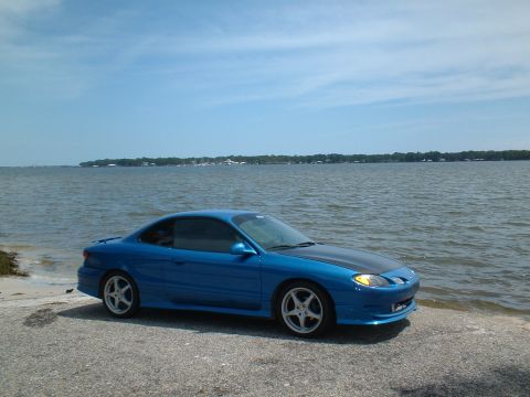 2000 Ford Escort photo