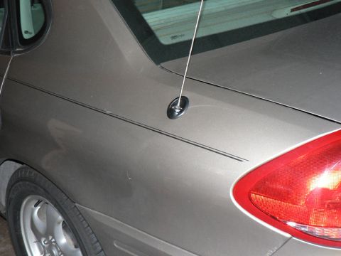 2004 Ford Taurus - Replacement bezel