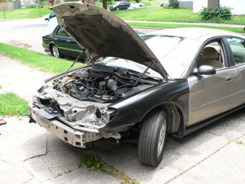 2004 Ford Taurus photo