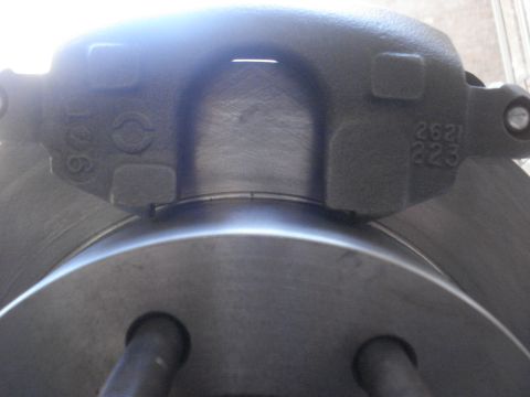1996 Ford Bronco - Caliper rubs Rotor