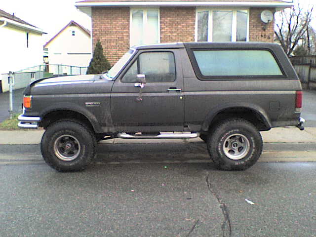 1988 Ford Bronco “Baby”