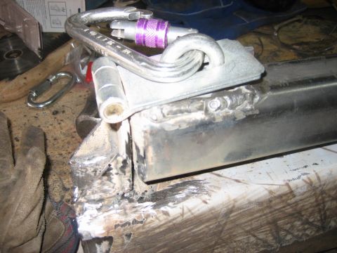 1996 Ford Bronco - this latch holds really well, it doesn't move at all.