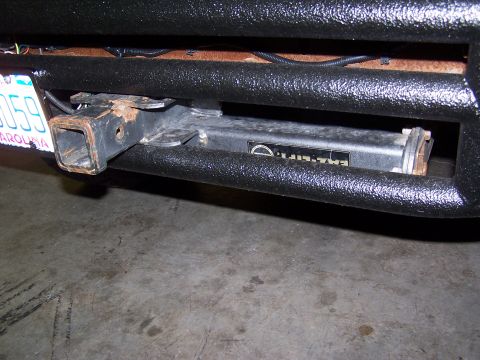 1983 Ford Bronco - hitch turned upside down, bumper made to fit tightly against it.