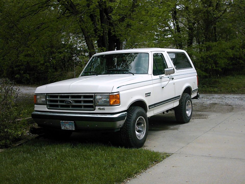 1987 Ford Bronco “the spaceship”