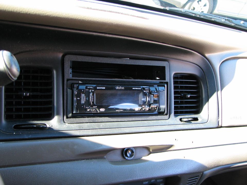2003 Ford Crown Victoria