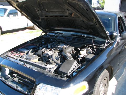 2003 Ford Crown Victoria photo