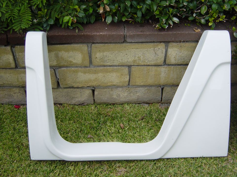 White fender flare part