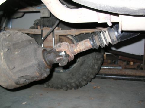 1985 Ford Bronco II - The 9" rear end was a dream, I raised the pinion angle for a better u-joint position