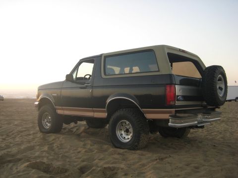 1994 Ford Bronco photo