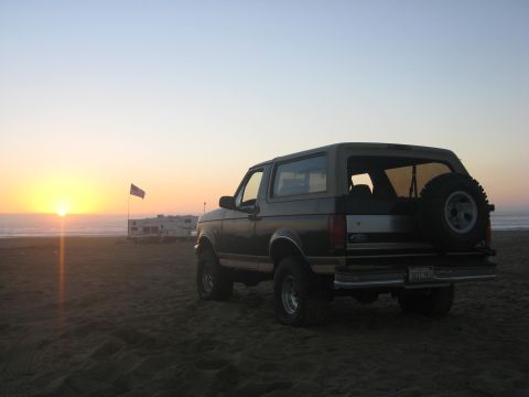 1994 Ford Bronco photo
