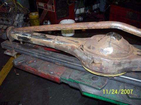 2007 Ford Ranger - Rear axle differential housing shown on a workbench, with a date stamp of 11/24/2007.