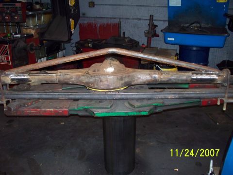 2007 Ford Ranger - A rear axle assembly is shown on a stand in a workshop, with a date stamp of 11/24/2007.