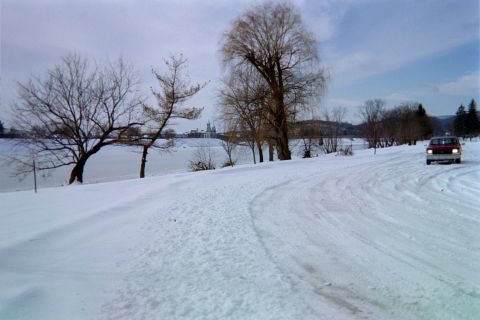 1995 Ford Bronco — Just a pic of the frozen river