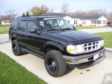 1996 Ford Explorer photo