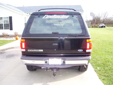 1996 Ford Explorer photo