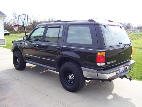 1996 Ford Explorer photo