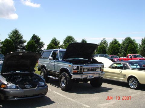 1983 Ford Bronco photo